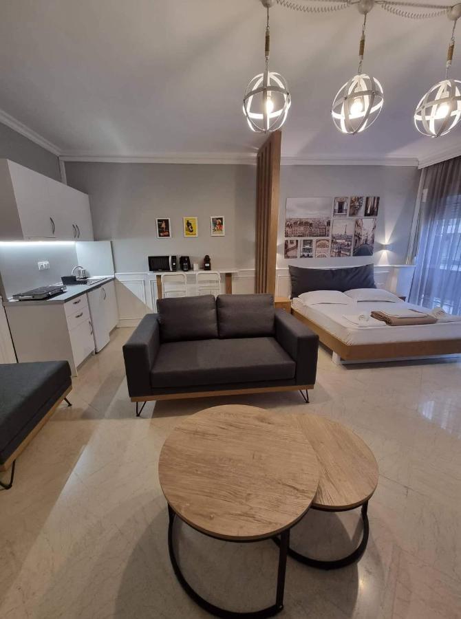 Center Point Thessaloniki Apartment Exterior photo