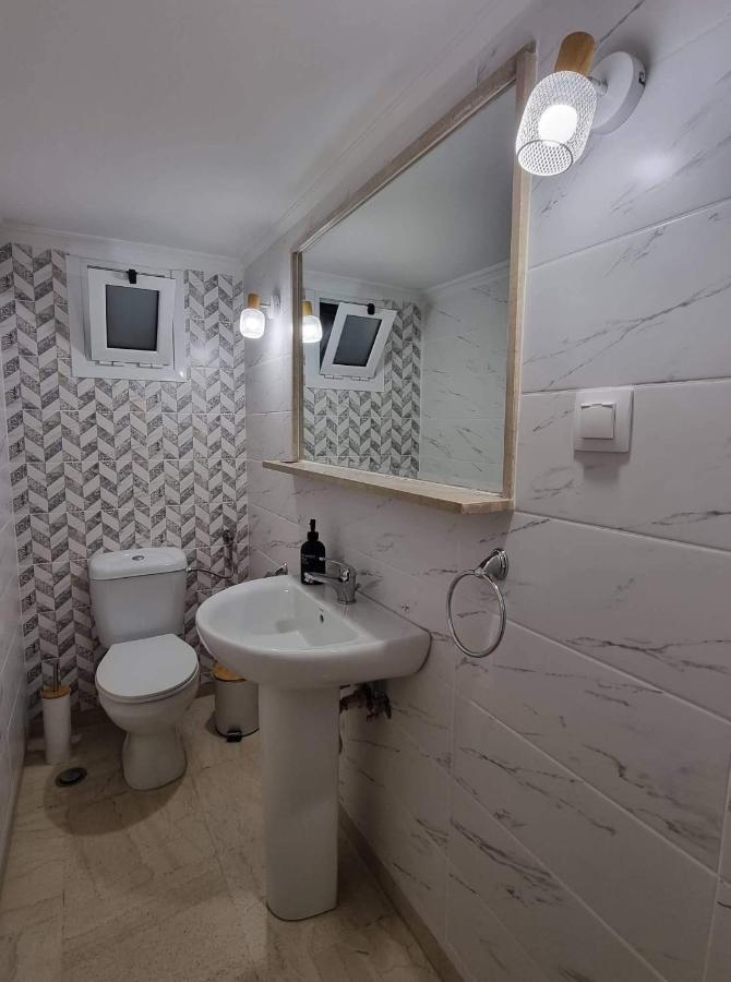 Center Point Thessaloniki Apartment Exterior photo
